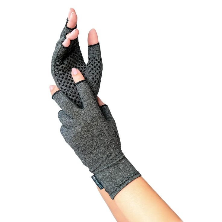 I Work with My Hands. Here’s Why I Rely on Compression Gloves Daily. - Ammpoure Wellbeing