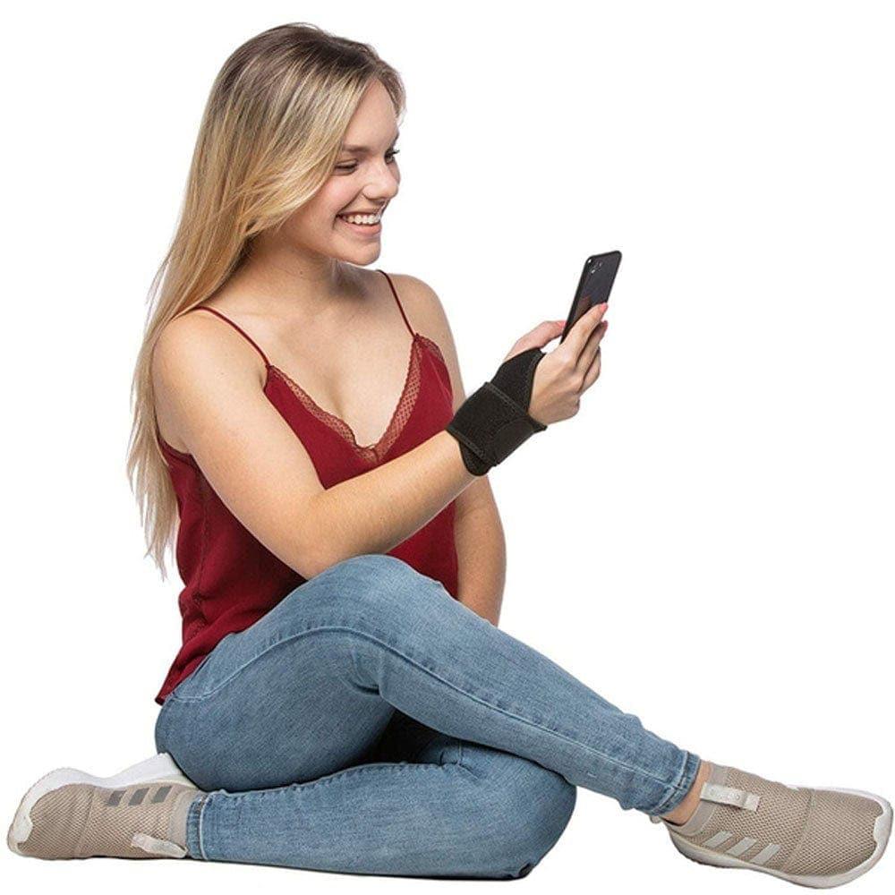 Life with a Wrist Brace – A Day-by-Day Guide to Recovery and Comfort. - Ammpoure Wellbeing